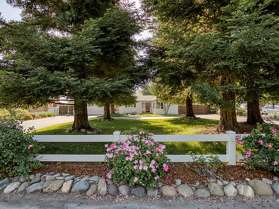 4th image of 3768 Cheryl Dr