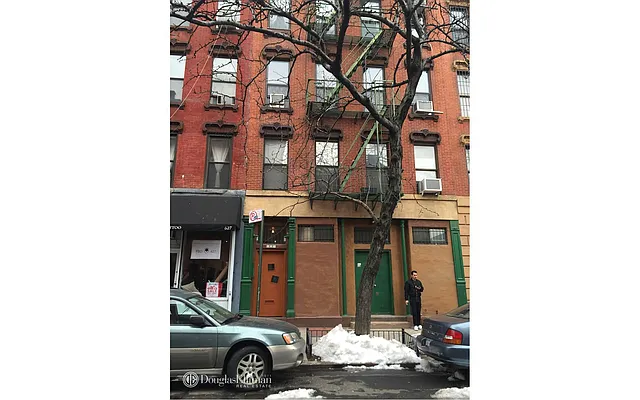 Rented by Douglas Elliman | media 26