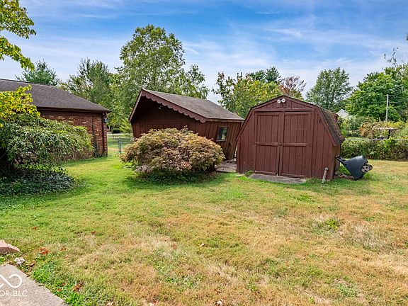 5th image of 50 Fairhurst Ct