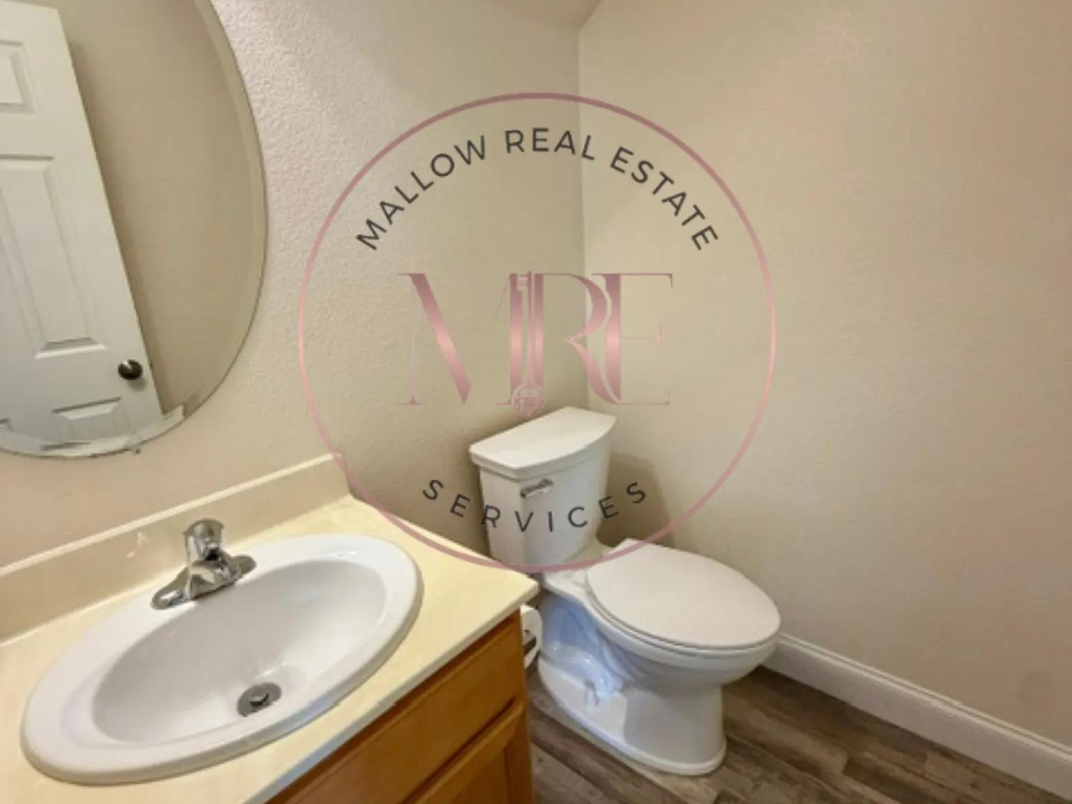 3 bed, 2.5 bath, 1909 sqft, $3,200 — Photo 3