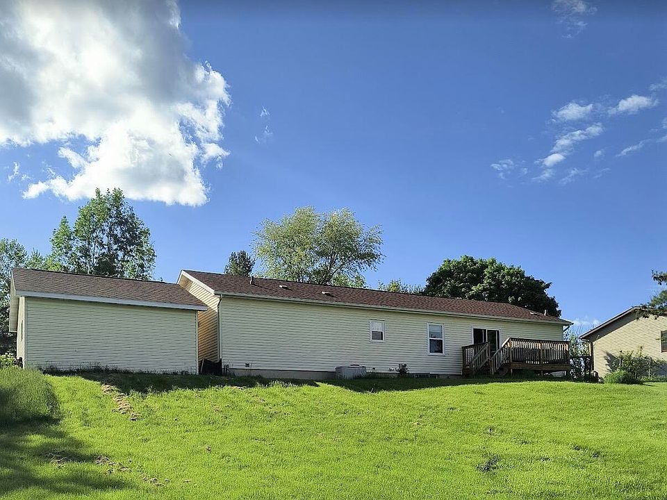 2nd image of 158 Russell Dr