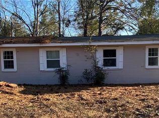 216 Old Shaw Rd #A, Fayetteville, NC 28303