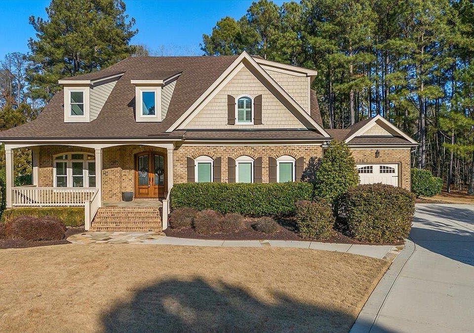 1st image of 69 Crimson Oak Dr