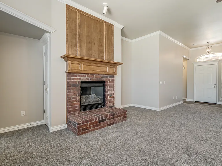 16024 Okalee Ln — Photo 36