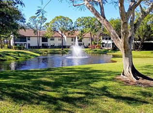 3451 Jog Park Dr, Greenacres, FL 33467