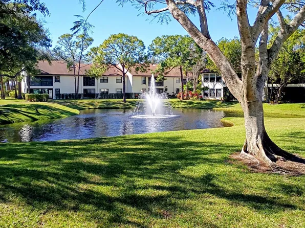 3451 Jog Park Drive, Greenacres, FL 33467