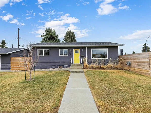 10315 47th St NW, Edmonton, AB T6A 1Z6