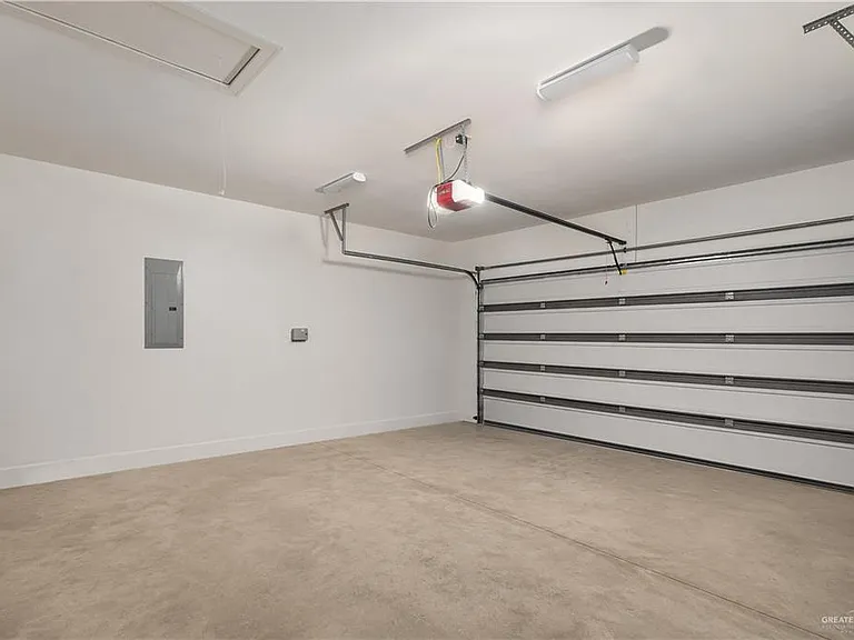 2314 Elbrus Ave — Photo 30