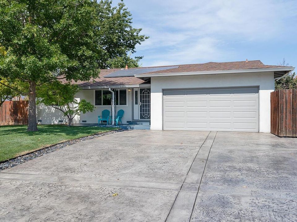 1st image of 8209 Bridgewood Ct