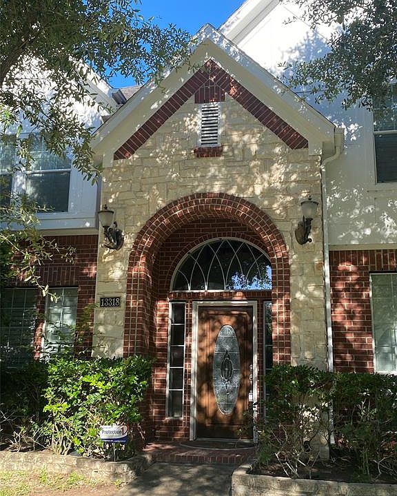 1st image of 13318 Sun Canyon Ct