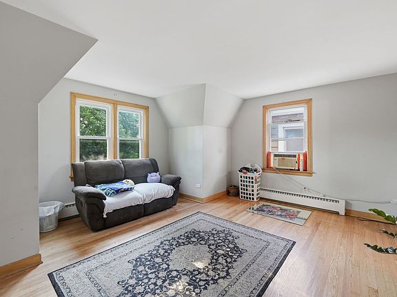 4th image of 4923 N Mason Ave