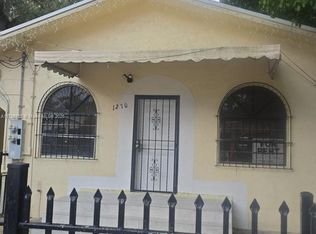 1270 NW 29th Ter, Miami, FL 33142