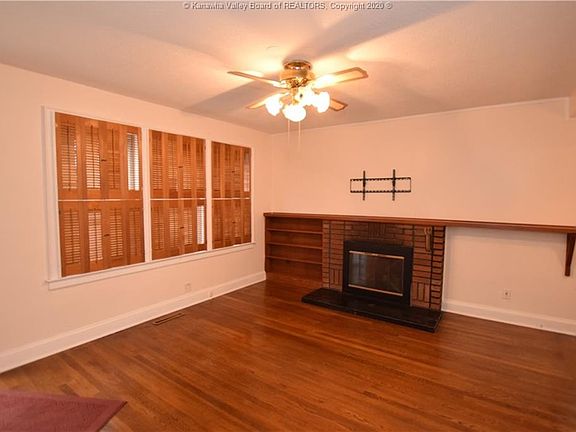 4th image of 609 Hillsdale Dr