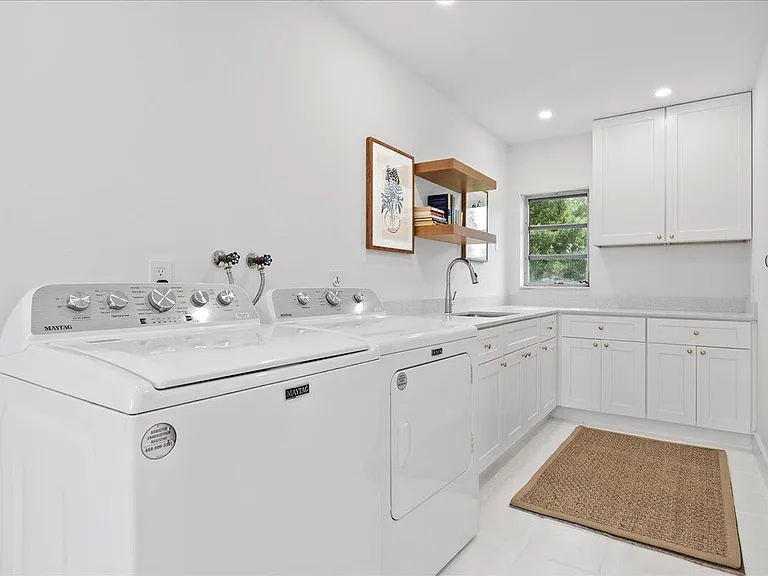 2412 N Lakeside Dr — Photo 19