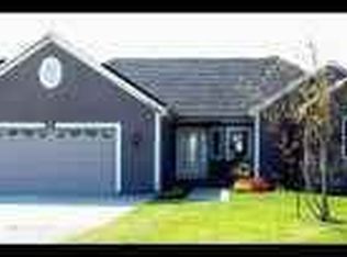 29772 Spring Valley Rd #R, Louisburg, KS 66053