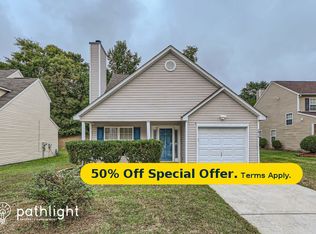 7812 Montbrook Dr, Charlotte, NC 28214