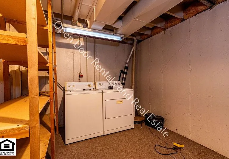 15110 Tally Ho Dr #5 — Photo 16