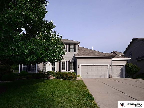 5th image of 1704 S 179th St