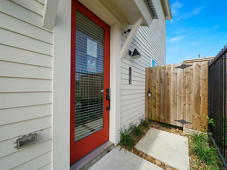 881 Rachel St #C — Photo 25