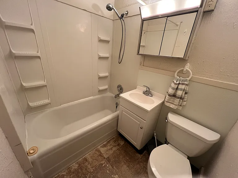 105 Yellowstone Ave #3 — Photo 7