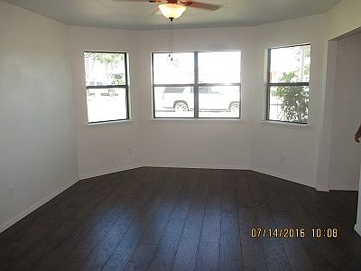 5th image of 2501 Lindell Ave