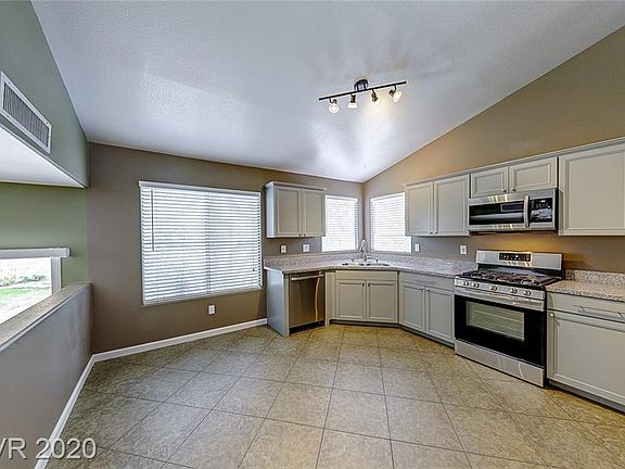 5th image of 7713 Kasmere Falls Dr