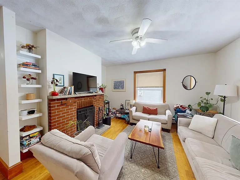 12 South St #1A — Photo 1