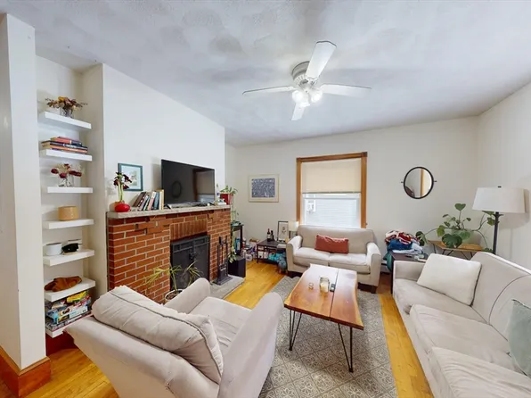 12 South St #1A, Brighton, MA 02135
