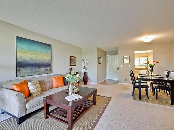 5th image of 1001 E Evelyn Ave #186