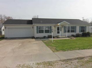 318 W Elm St, Oakland City, IN