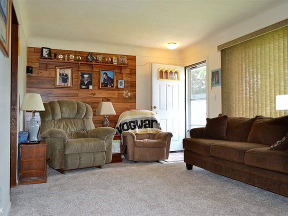 3rd image of 24139 Joanne Ave