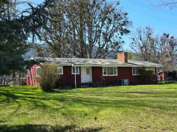 217 Lovers Ln, Etna, CA 96027