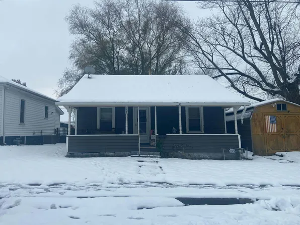 108 W Elm St, Hartford, IL 62048