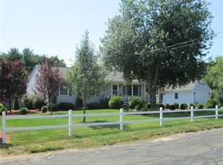 3 Bluemer Rd, Southampton, MA 01073