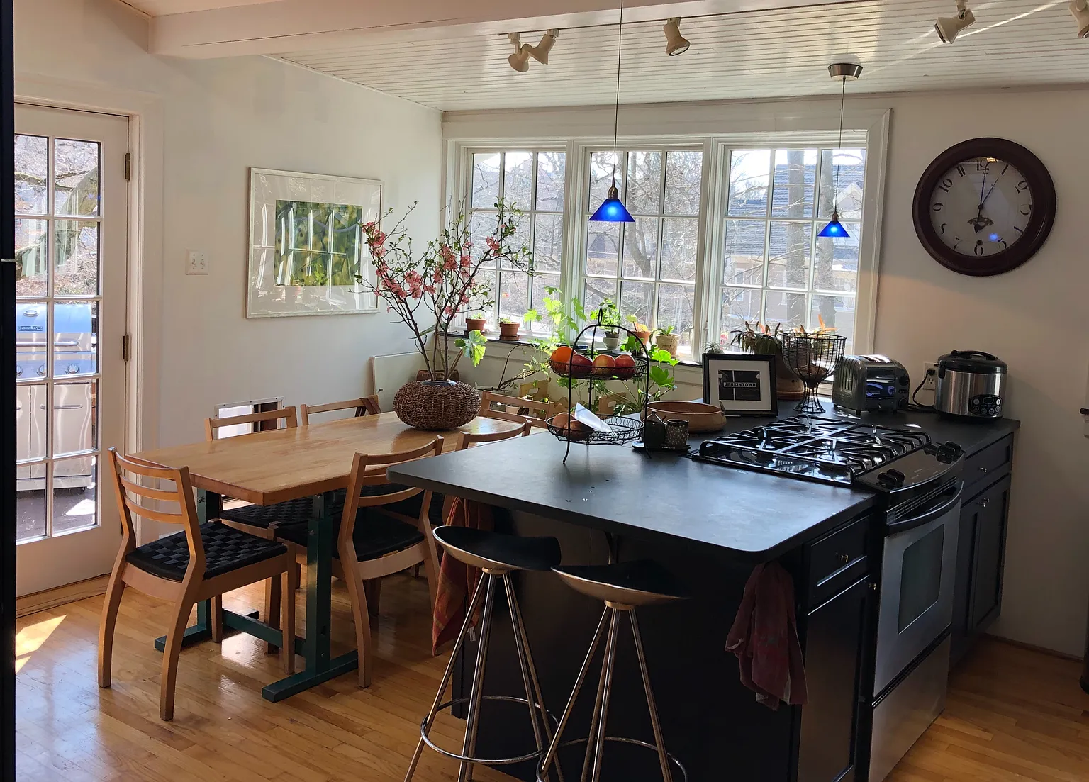 127 Walnut St photo 1
