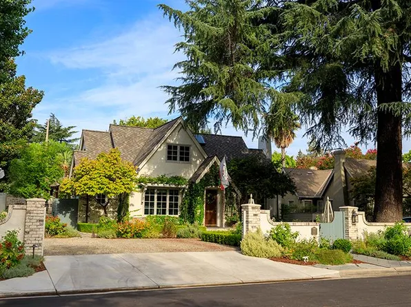 923 Magnolia Ave, Modesto, CA 95350