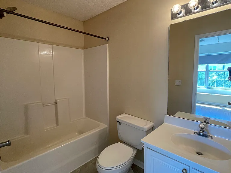 3565 Crepe Myrtle Ct — Photo 7