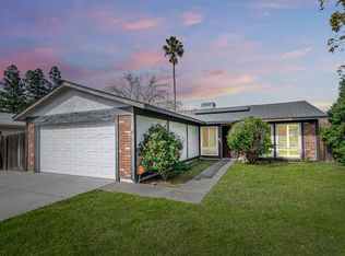 7 Loorz Ct, Sacramento, CA