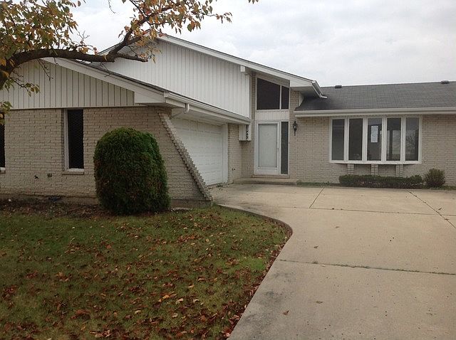 1st image of 19424 Lake Lynwood Dr
