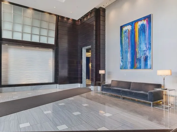 100 Riverside Boulevard image 14 of 22