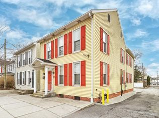 239 York St, Hanover, PA 17331