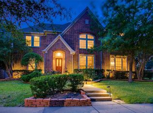 2300 Southern Oak Dr, Irving, TX 75063
