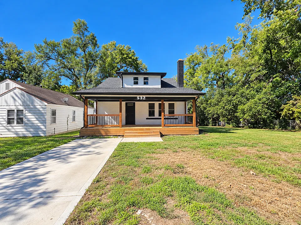 532 S Ash Ave