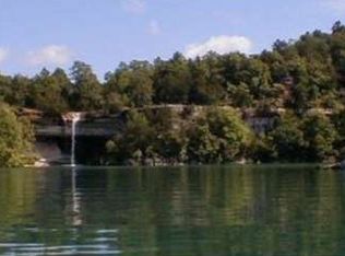 Huckleberry & Ar Cir, Cir, AR 72756