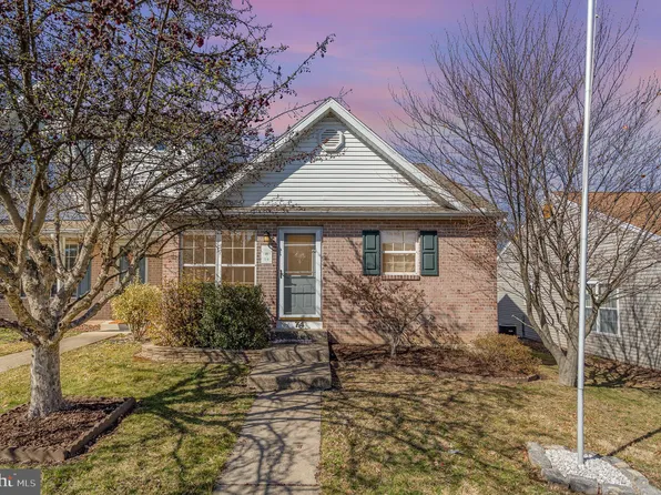 74 Tory Cir, Enola, PA 17025