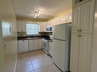321 Olivewood Pl #121, Boca Raton, FL 33431