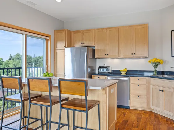 3000 Raleigh Ave Unit 407, Saint Louis Park, MN 55416