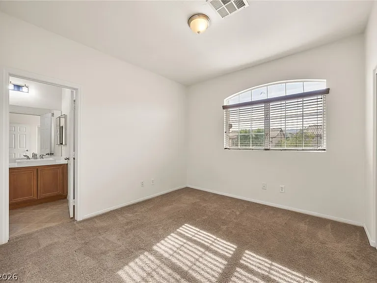 428 Eternity St — Photo 28