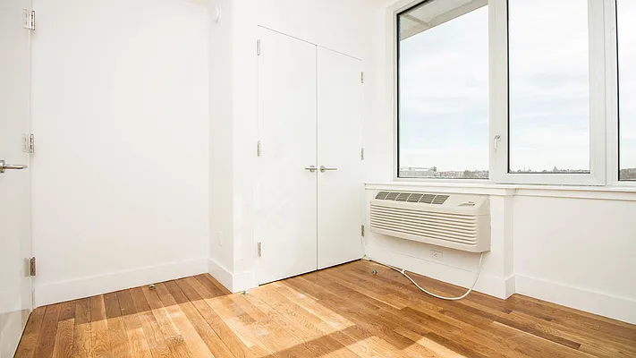 Rented by Nooklyn NYC LLC | media 7