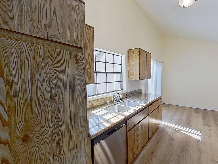 26701 Quail Crk #267 — Photo 7